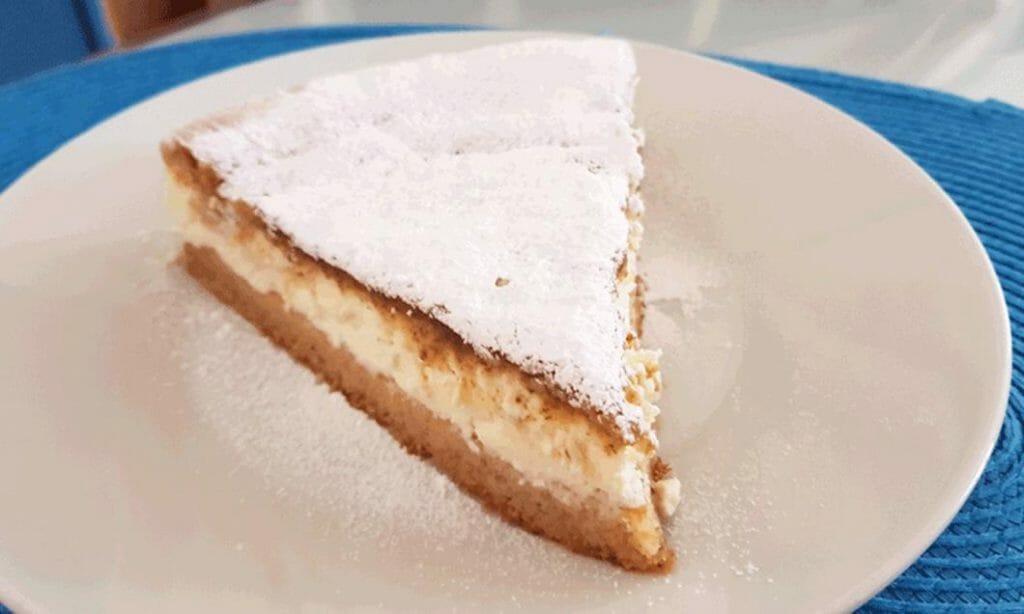 Hitro enostavno skutino pecivo (brez tehtanja)