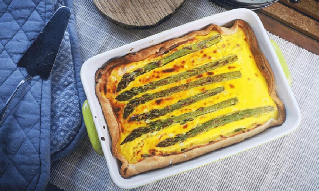 Quiche s šparglji