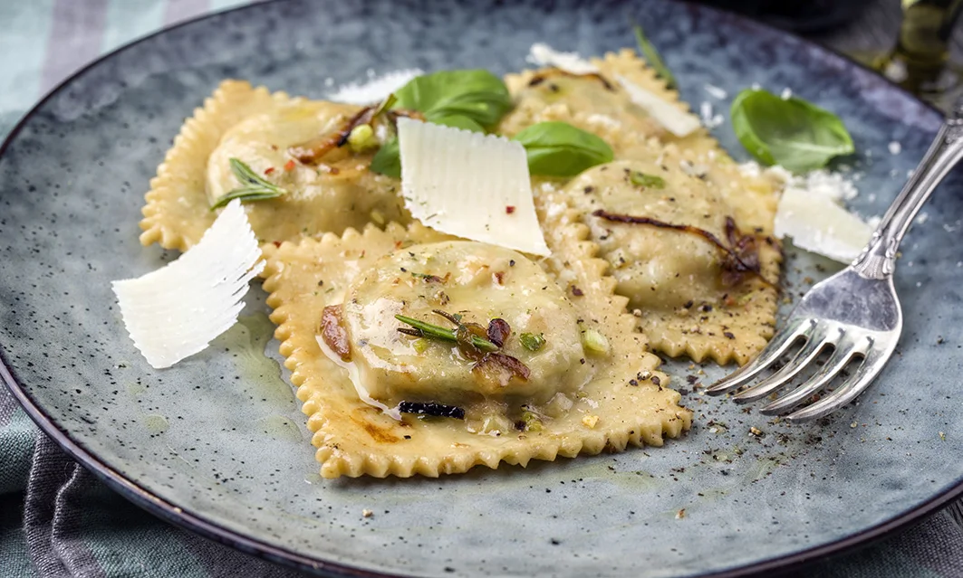 Ravioli z jurčki