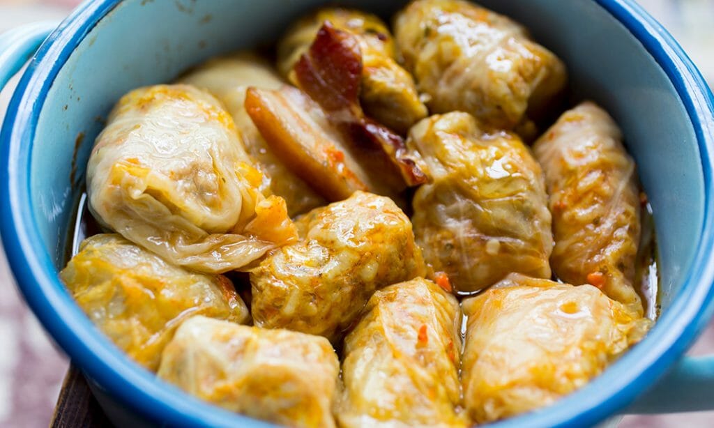 Srbska sarma iz kislega zelja