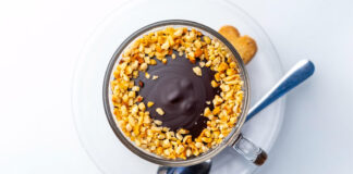 Domača vroča čokolada z vaniljo